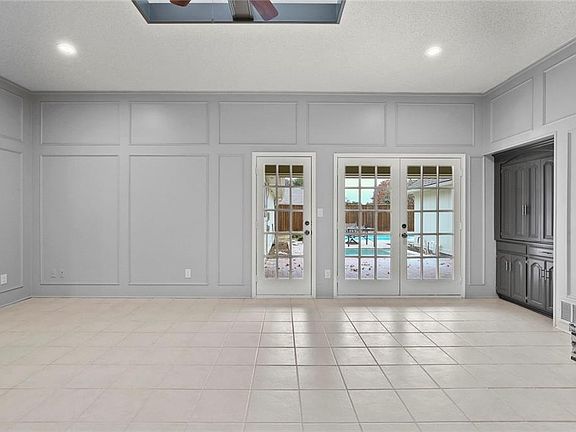 5th image of 2511 Buttercup Dr
