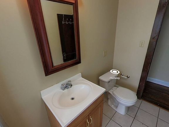 5th image of 129 E Tompkins St #129
