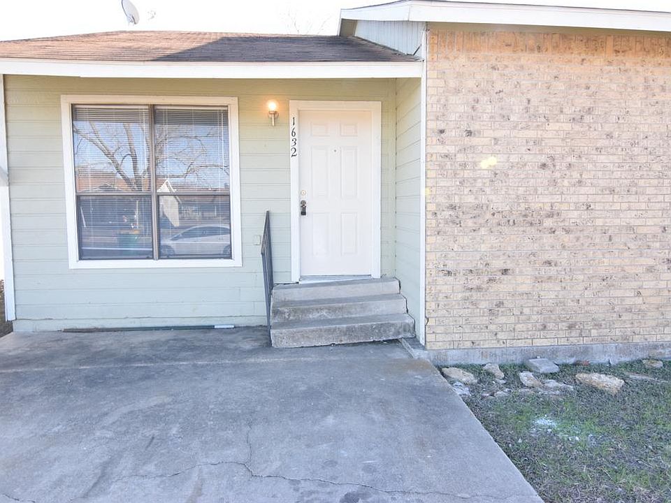 1st image of 1632 Kelly Dr