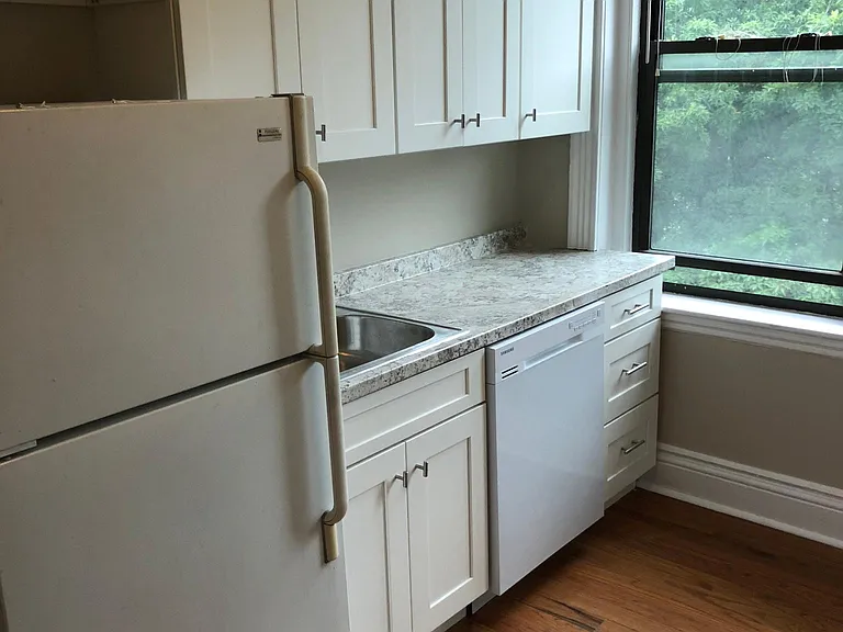 52 Charlesgate E #173 — Photo 2