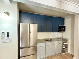 31-58 Steinway St, Astoria, NY