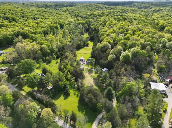 2300 Fairview Rd, Seaman, OH 45679