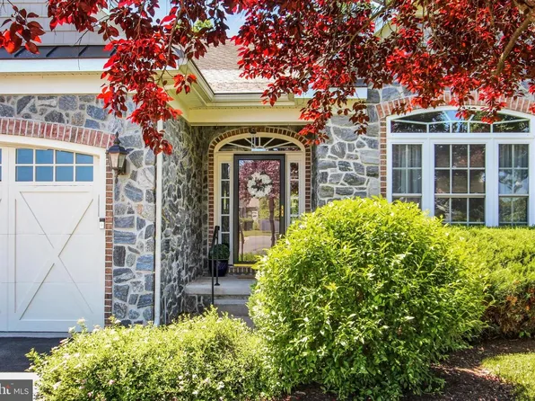 143 Bittern Dr, Gettysburg, PA 17325