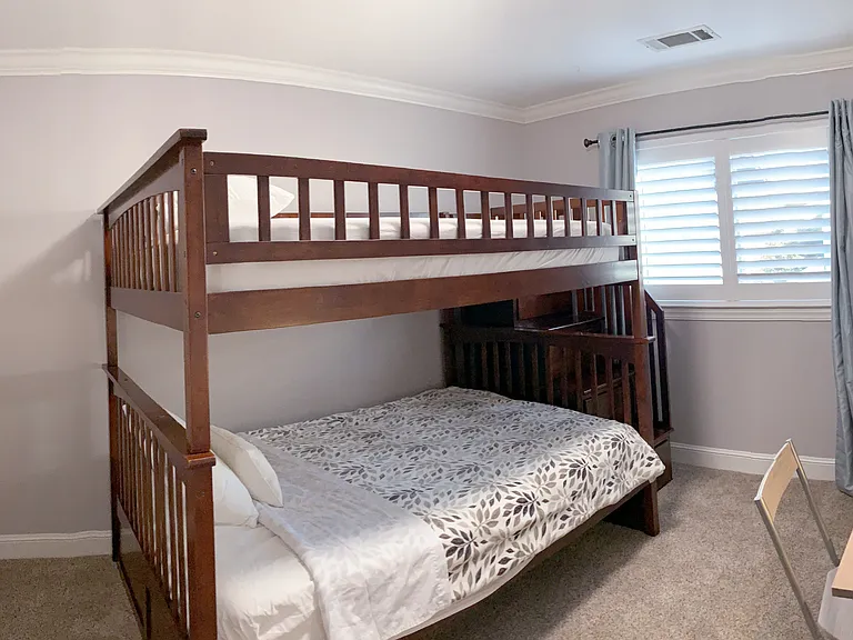 2074 Hope Ln — Photo 30