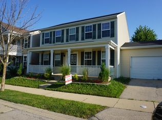 1672 Walnut Park Ln, Aurora, IL 60504