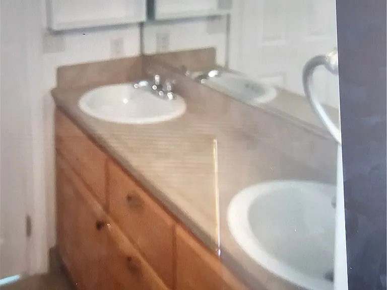 15178 Orchard Hill Ln — Photo 2
