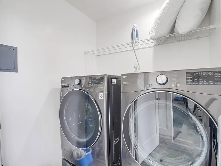 Washer/Dryer