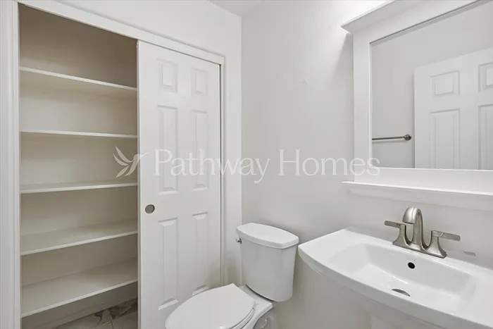 17762 W Watson Ln — Photo 14