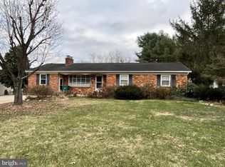 23 Greenfield Rd, Luray, VA 22835