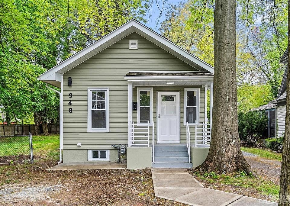 1st image of 948-54 Melrose Pl