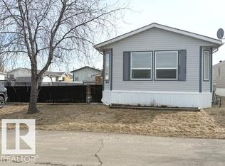 1655 Jubilee Cres, Strathcona County, AB T8H2J4