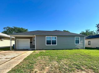 1814 E Garriott Rd, Enid, OK 73701