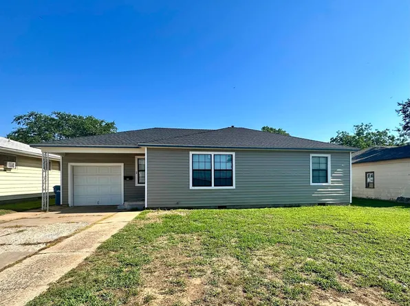 1814 E Garriott Rd, Enid, OK 73701