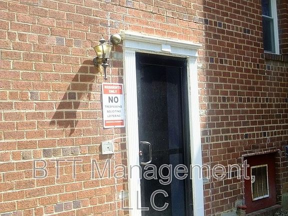 5th image of 4013 38th St APT 302