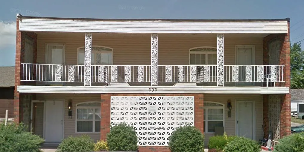 2 bed, 750 sqft, $795 — Photo 1