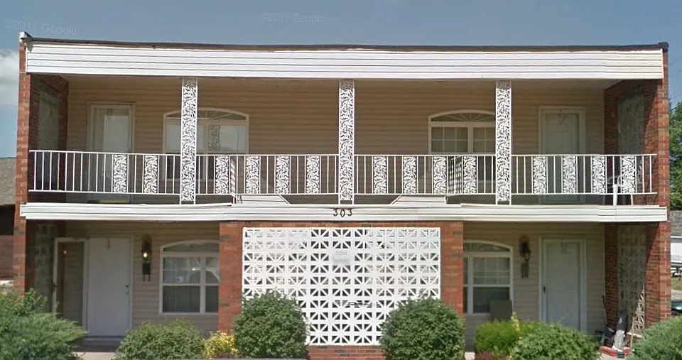 303 S Vine St #3