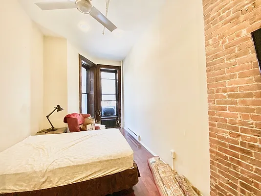 Rented by Keller Williams NYC | media 20
