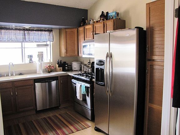 3rd image of 1420 N Desert Mallow Dr