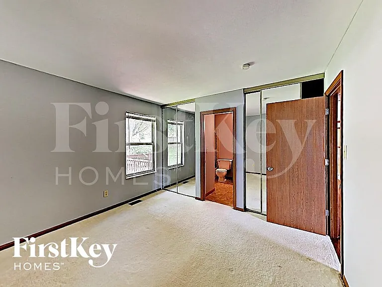 7011 Blue Mountain Dr — Photo 8