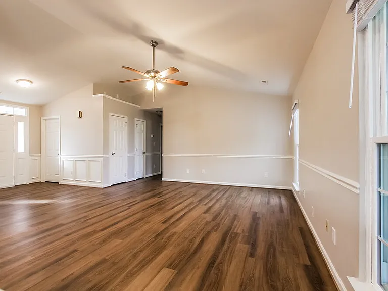 4006 Quail Hollow Ct — Photo 3