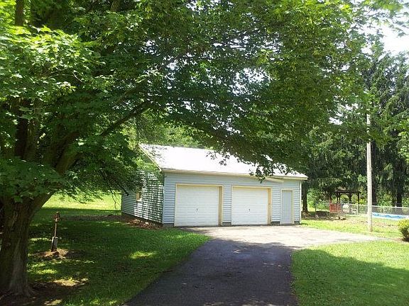 2nd image of 5307 Township Road 213
