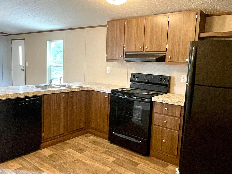 459 Clay Rdg — Photo 12