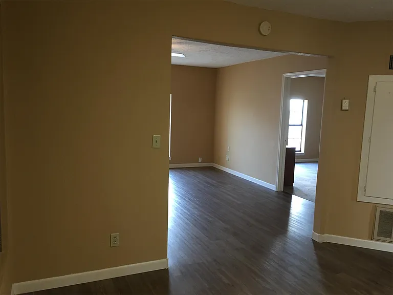 4841 Highway 35 N — Photo 20