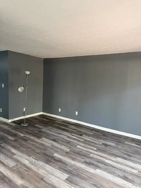 3 bed, 2.5 bath, 1352 sqft, $1,650 — Photo 4