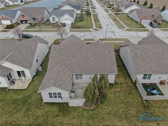 2nd image of 10765 S Lakes Dr