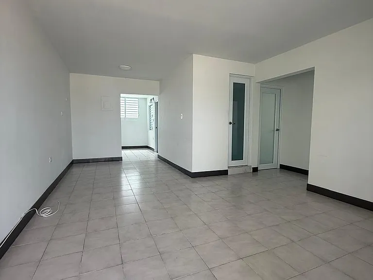 623 Baleare Urb Puerto Nuevo — Photo 7