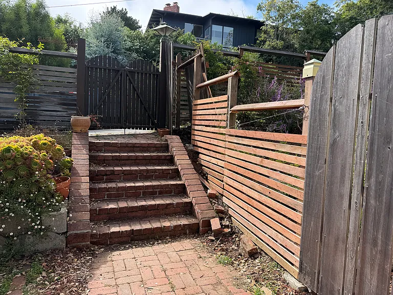 75 Parnassus Rd — Photo 30