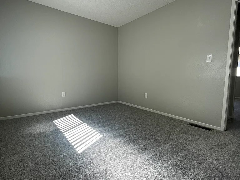 410 U St #I — Photo 7