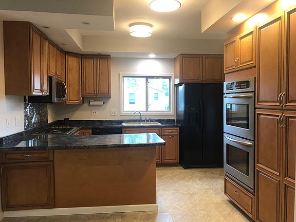 5th image of 2200 Jefferson St