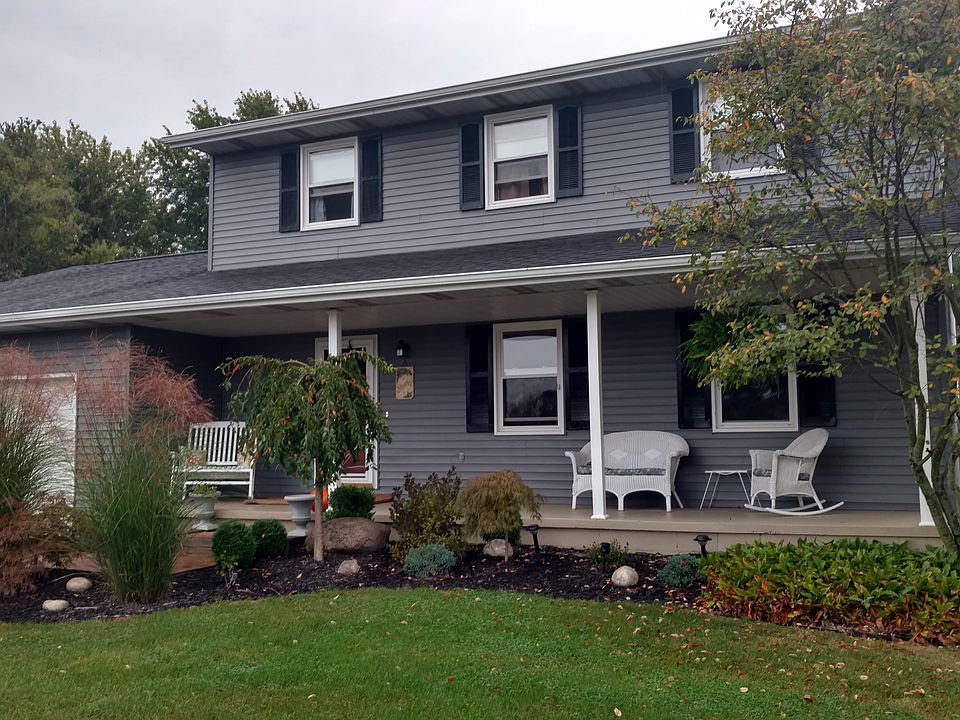 1st image of 467 Cedar Ln