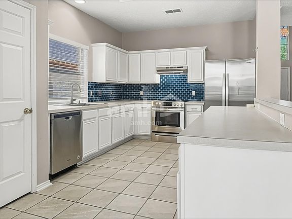 3rd image of 7808 Orland Park Cir