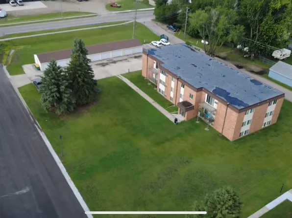 221 8th Ave SE, Mayville, ND 58257