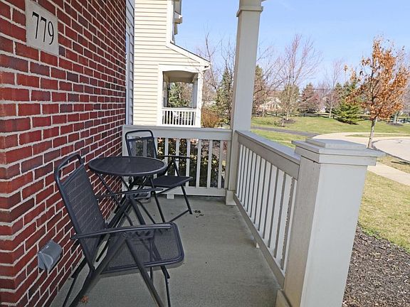 4th image of 779 Paddlecreek Dr