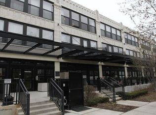1150 W 15th St UNIT 307, Chicago, IL 60608