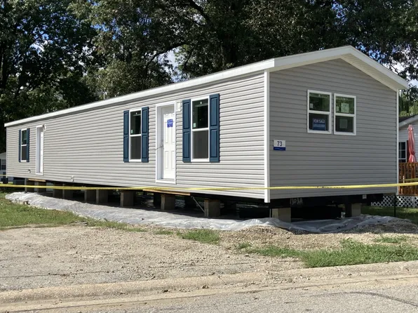 1713 W Highway 50 #73, O'Fallon, IL 62269