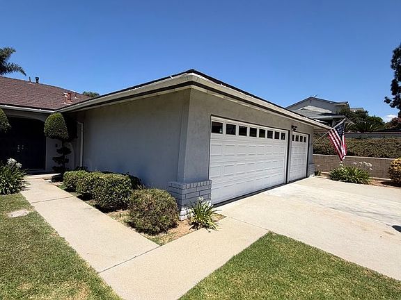 4th image of 927 Redlen Ave