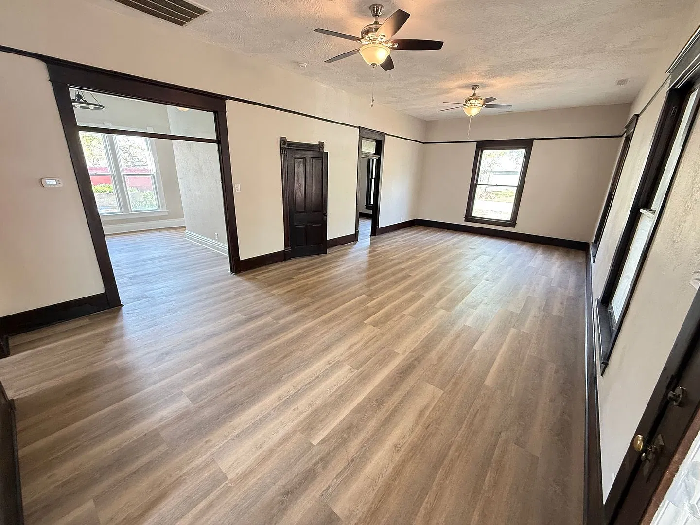 Spacious 4-Bedroom, 2-Bath Home for Rent in Aurora, MO! — Photo 4