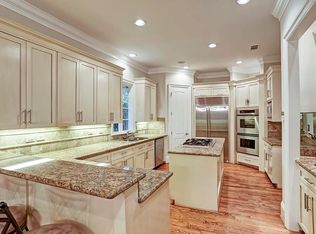 2213 Nantucket Dr #C, Houston, TX 77057