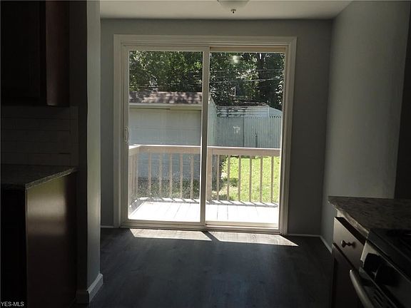 5th image of 11807 Milan Ave