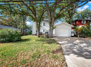 1343 Oak Beach Dr, Fairmont, MN 56031