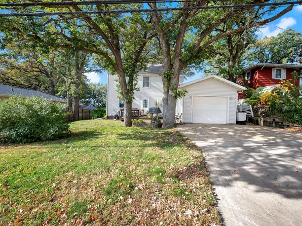 1343 Oak Beach Dr, Fairmont, MN 56031