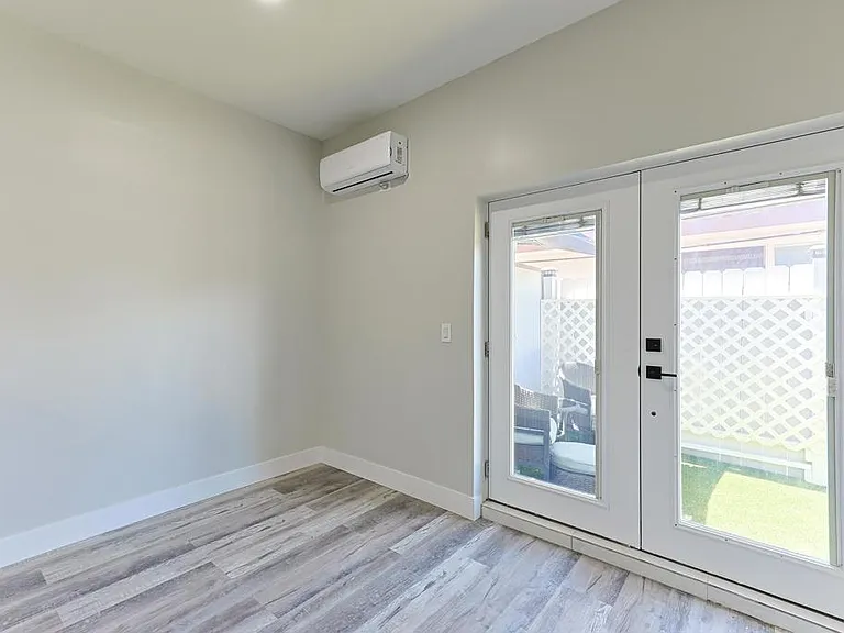142 L St — Photo 14