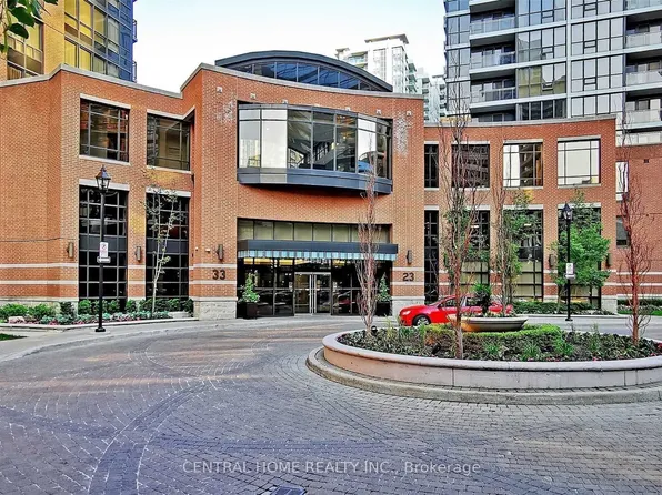 33 Sheppard Ave E Unit 211, Toronto, ON M2N 7K1