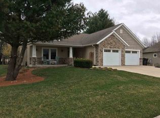 345 Juniper Ln, Plymouth, IN