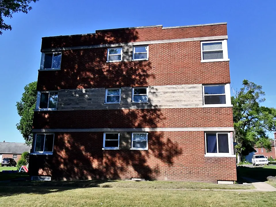 11 Circle St #7