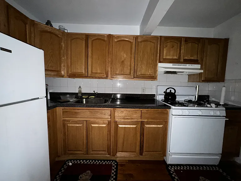 37 Odell Ave #3A — Photo 4